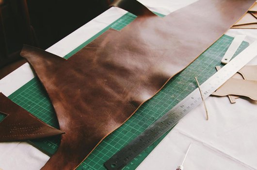 科潤加脂劑，讓皮革更豐滿柔軟